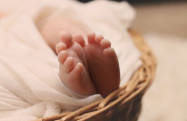 newborn baby feet basket