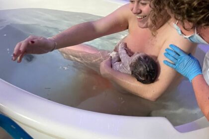 Water birth in your own tub - Birthpools